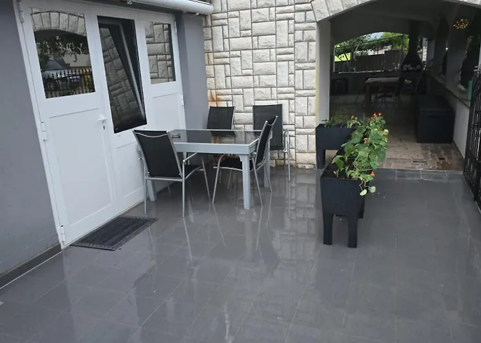 Irina Lejlighed Ližnjan